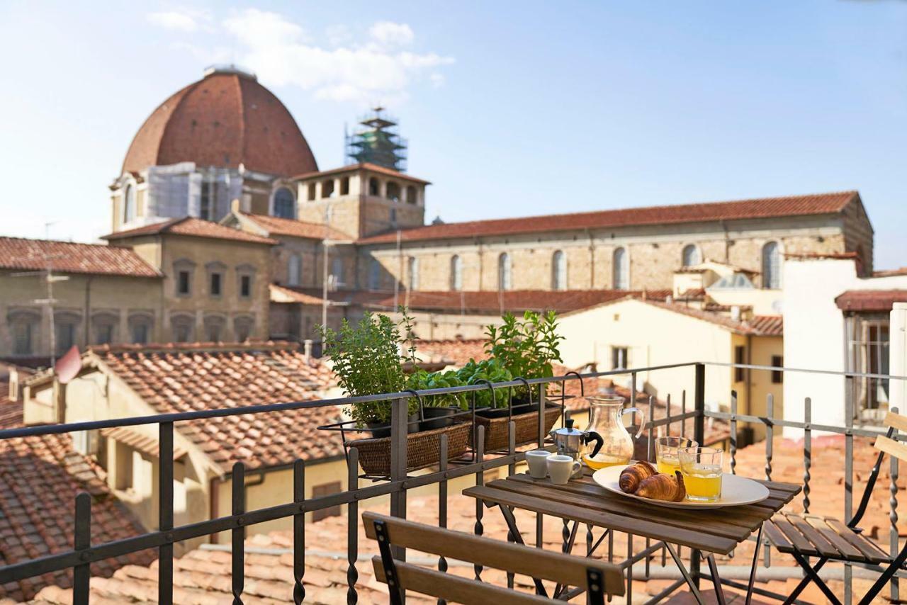 One Of A Kind Near The Duomo W/Balcony Palace Apt Florence Exterior photo